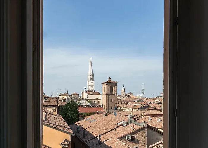 Little Tower Over The Roofs Apartment