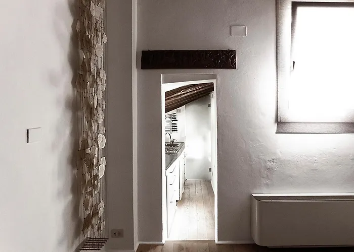 Apartment Little Tower Over The Roofs Modena